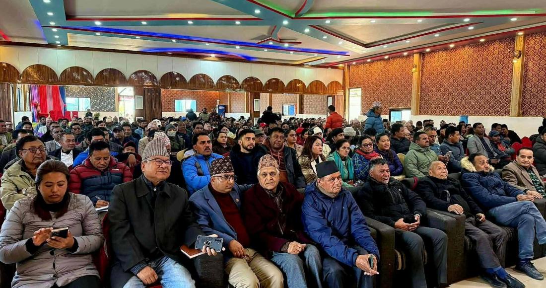 काठमाडौँमा नेकपा दोलखाको ‘एकता सन्देश सभा’, एमाले नेता–कार्यकर्ताहरू प्रवेश