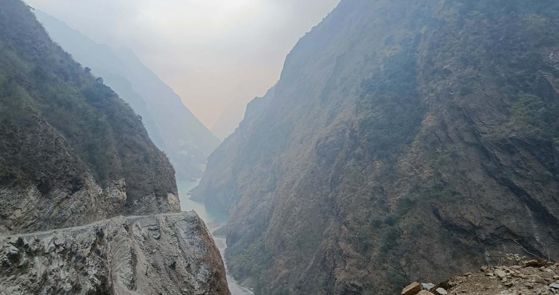 सुरुङमार्गको सपना : दोलालघाट–चर्नावती अध्ययन चरणमै