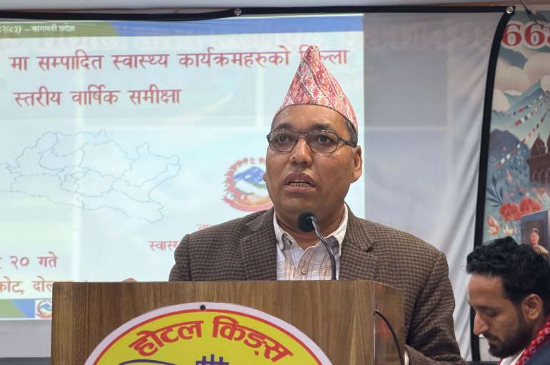 आर्थिक वर्षको अन्त्यमा औषधि किनेर झाडीमा फाल्ने गरिएको छ : घतानी