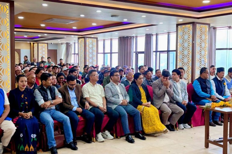 जनताका कुरा सुन्दै रास्वपा, दोलखाका पालिकामा अभियान विस्तार