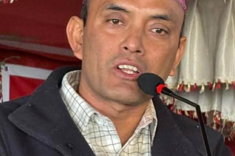 दोलखाले पाएको आफ्नै छोरा: नेकपाको उम्मेदवार बने विशाल खड्का