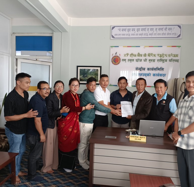 बाढीपीडितका लागि तमु विद्यार्थी संगठनले जुटायो २१ हजार २ सय