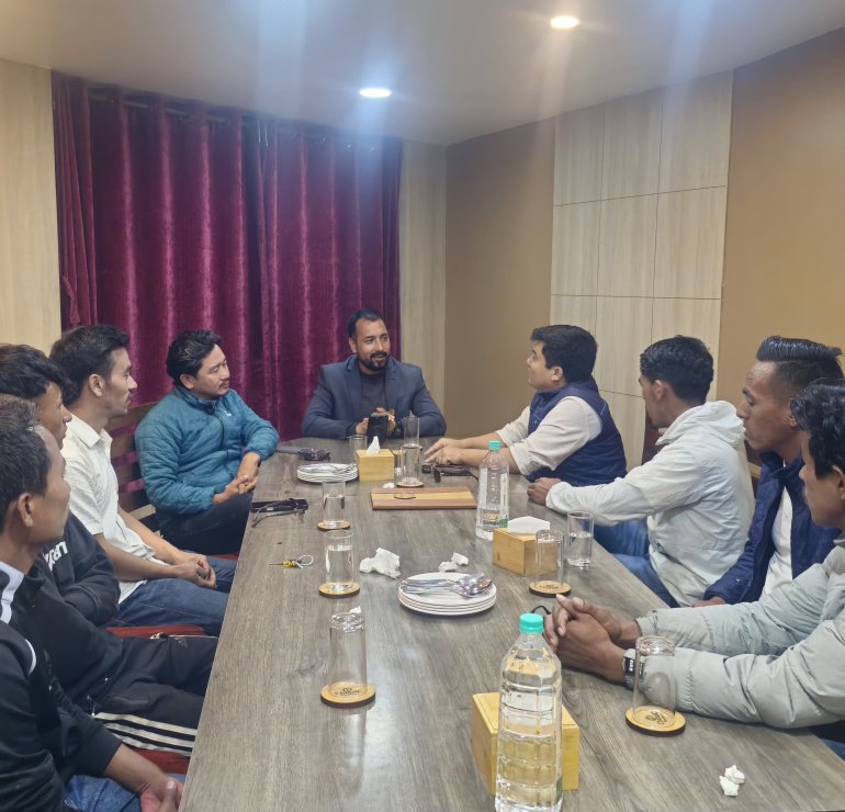 जुगलको विकासका लागि मन्त्री पौडेलको प्रतिबद्धता, सडक र खानेपानीका योजना अघि बढाइने