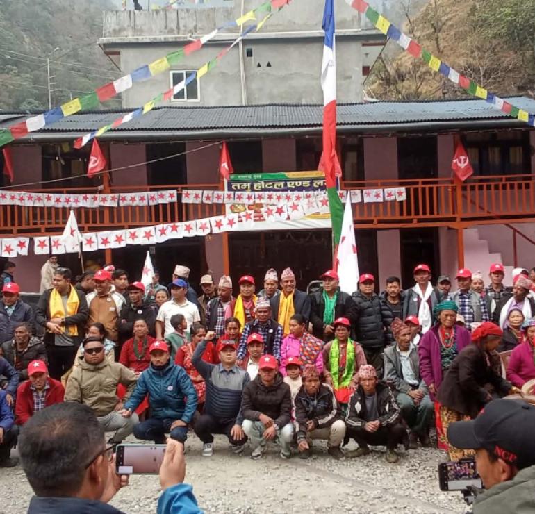 दोलखामा नेकपाको संगठन विस्तार आक्रामक: लामाबगरबाट ४० भन्दा बढी नेता-कार्यकर्ता पार्टी प्रवेश